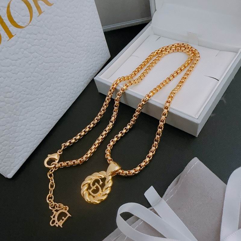 Dior Necklace 05lyr403